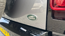 Land Rover Defender 3.0 D250 X-Dynamic SE 110 5dr Auto Diesel Estate